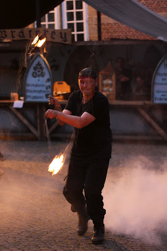 Feuer und Funkenzauber