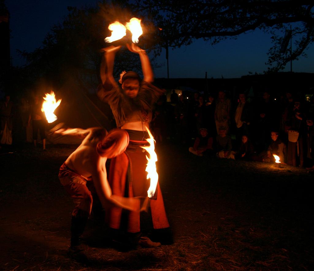 Feuershow zu Ostern -> Mittelaltermarkt in Elsterberg