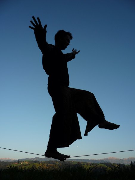 Nick slacklining