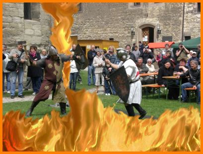 Mittelaltershow mit Feuershow und Ritterlager und Schlangenshow