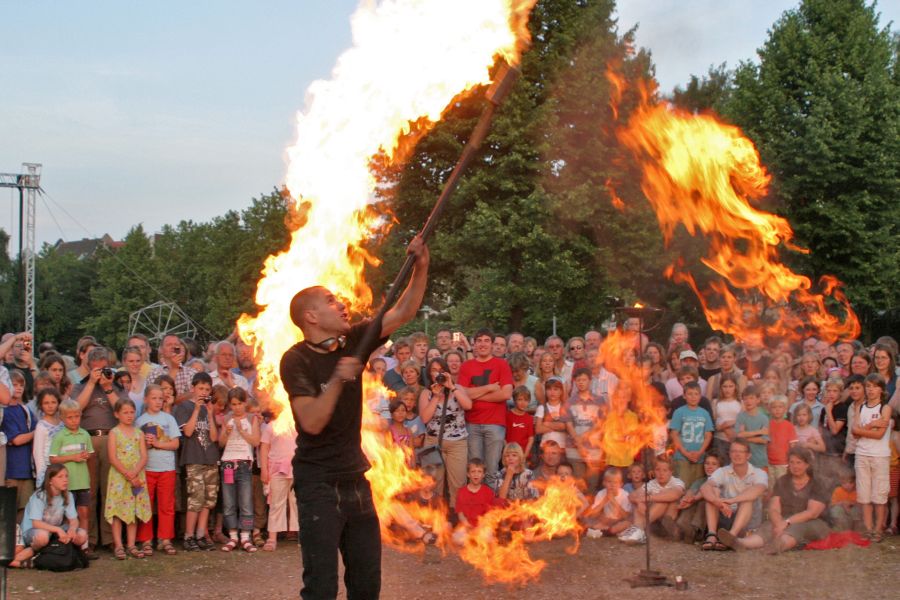 Feuermann macht Volksauflauf