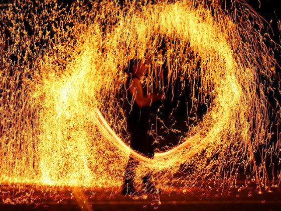 Feuer und Funkenzauber