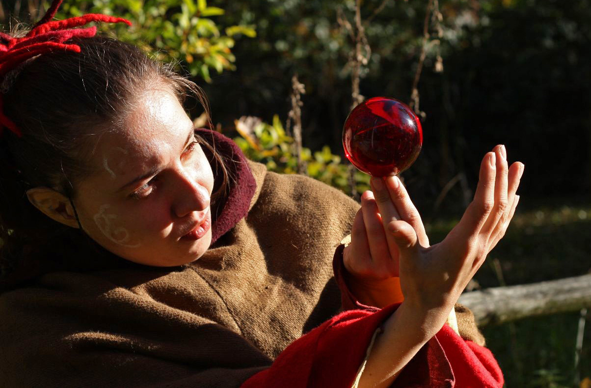 Larp-charry mit Acrylkugel